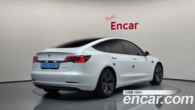 2021 Tesla Model 3, foto 2