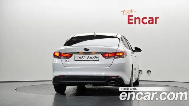 2017 Kia K5, foto 4