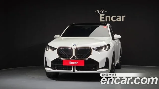 2025 BMW X3, foto 3