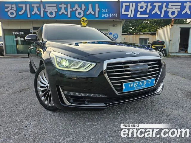 2018 Genesis EQ900