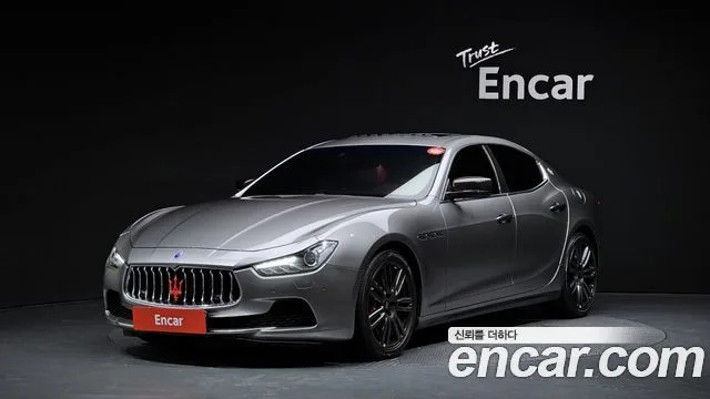 2016 Maserati Ghibli