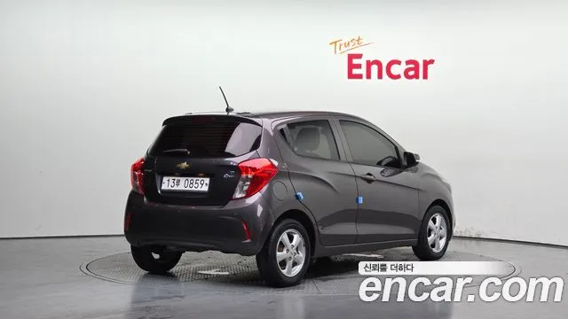 2016 Chevrolet Spark, foto 2