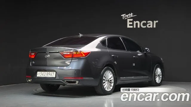 2017 Kia K7, foto 2