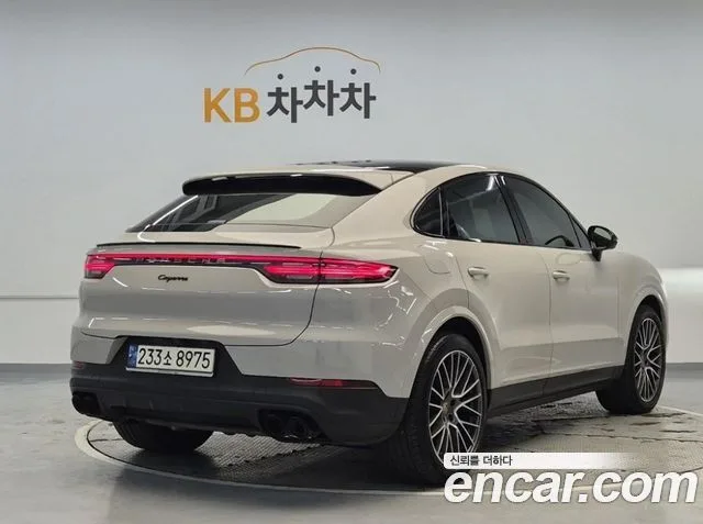 2021 Porsche Cayenne, foto 3