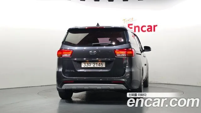2016 Kia Carnival, foto 4