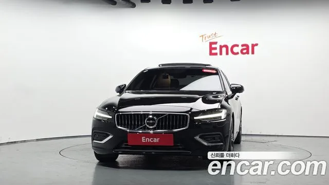 2020 Volvo S60, foto 2