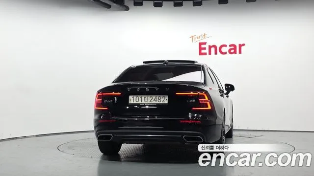 2020 Volvo S60, foto 3