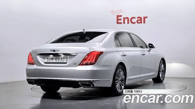 2016 Genesis EQ900, foto 2