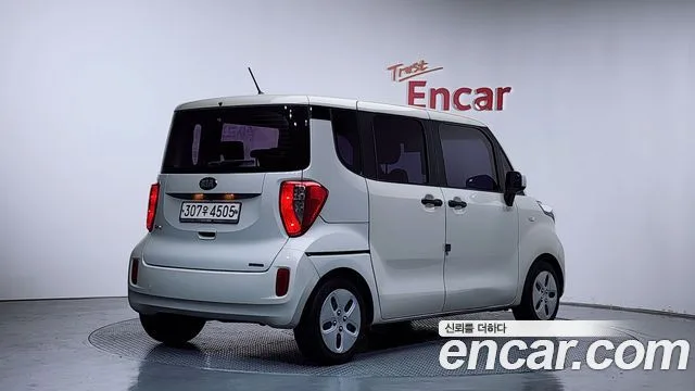 2017 Kia Ray, foto 2