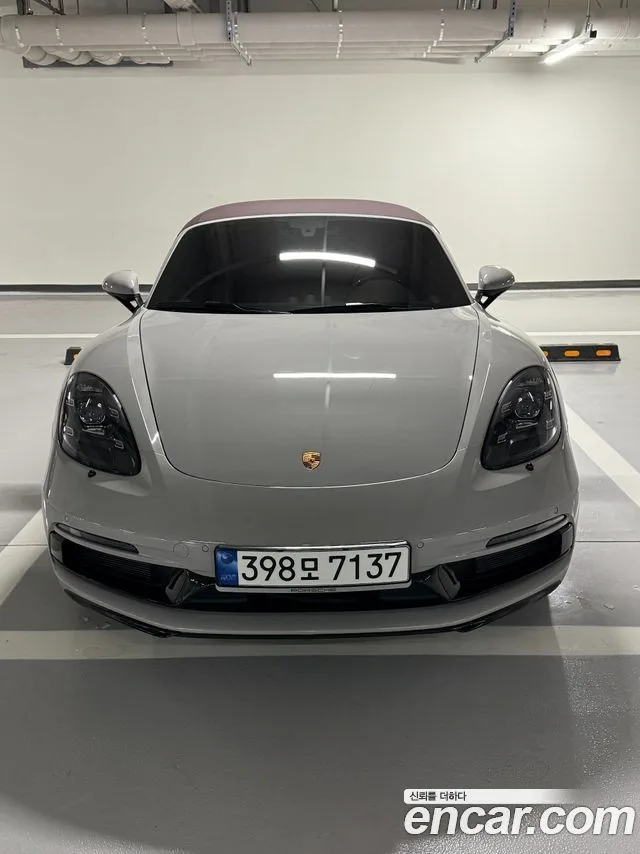 2024 Porsche 718