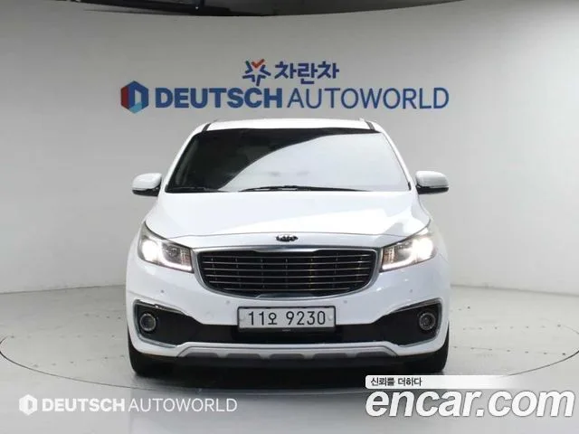 2016 Kia Carnival, foto 3