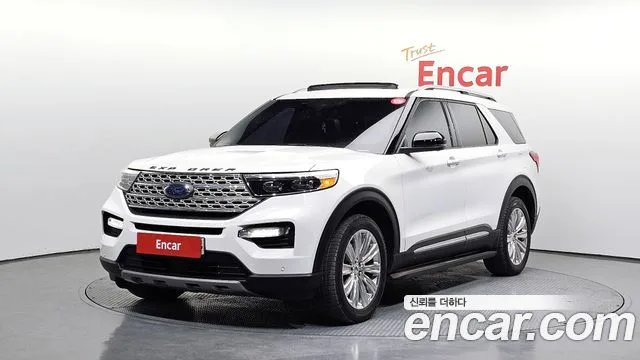 2020 Ford Explorer