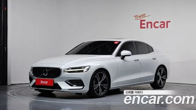 2020 Volvo S60
