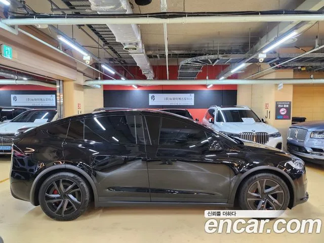 2026 Tesla Model X, foto 3