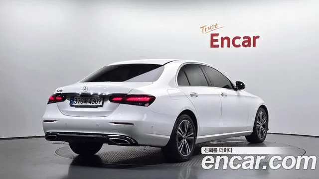 2021 Mercedes-Benz E-Class