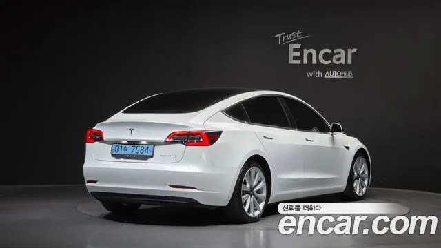2020 Tesla Model 3