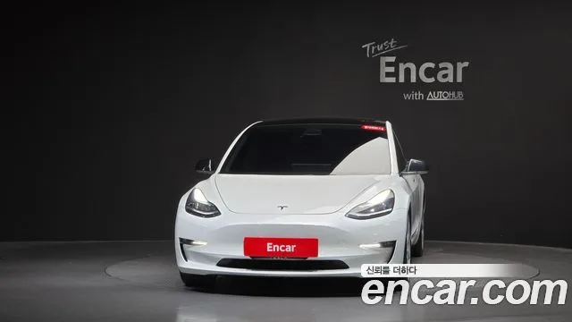 2020 Tesla Model 3, foto 2