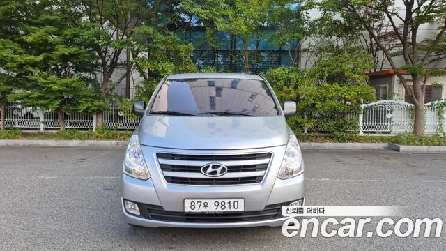2016 Hyundai Starex