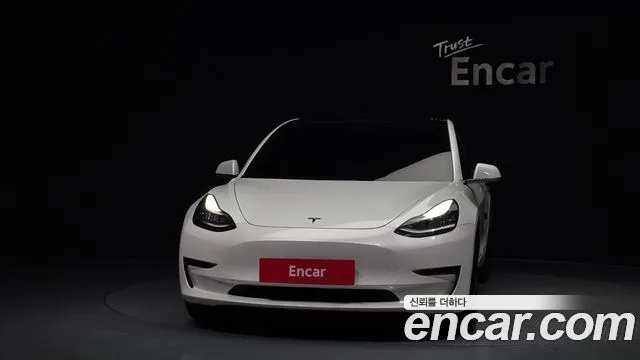 2020 Tesla Model 3, foto 3