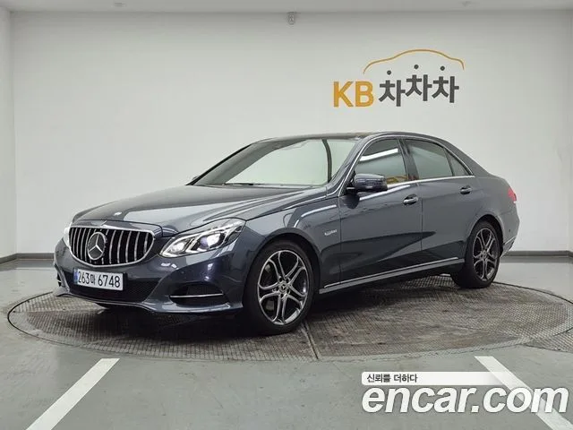 2016 Mercedes-Benz E-Class