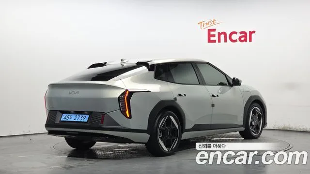 2026 Kia EV4