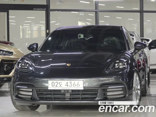 2018 Porsche Panamera