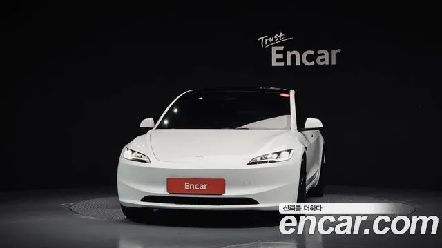 2024 Tesla Model 3, foto 3
