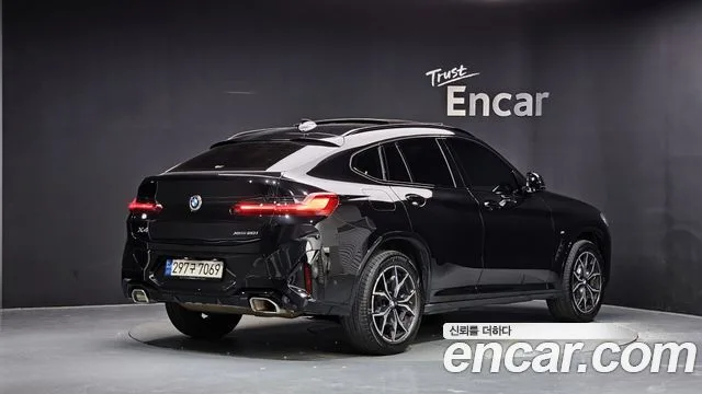 2024 BMW X4