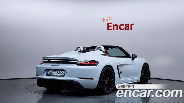 2020 Porsche 718
