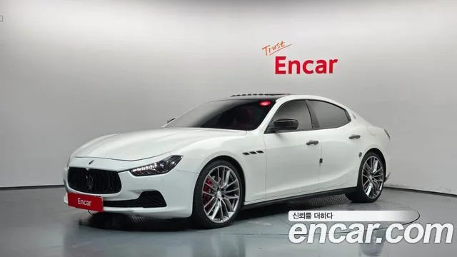 2017 Maserati Ghibli