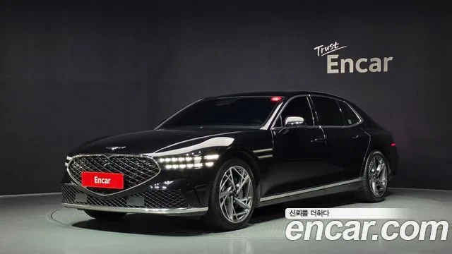 2022 Genesis G90