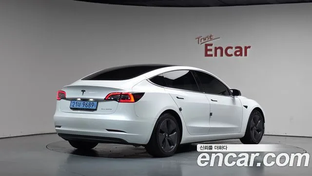 2020 Tesla Model 3