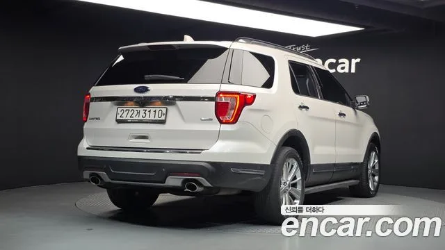 2019 Ford Explorer, foto 2