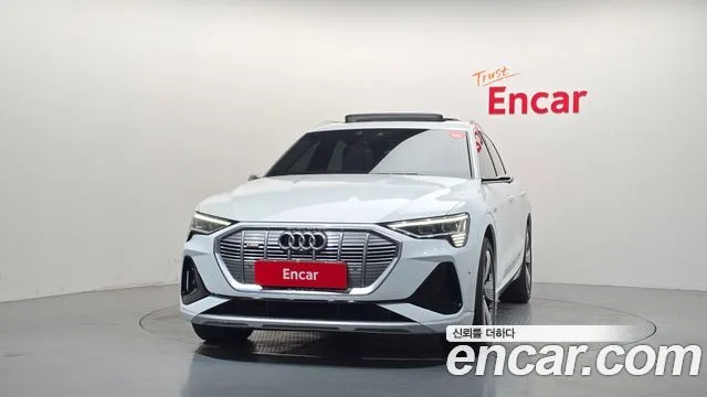 2021 Audi e-tron, foto 3