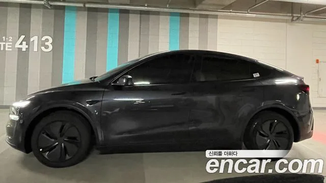 2026 Tesla Model Y