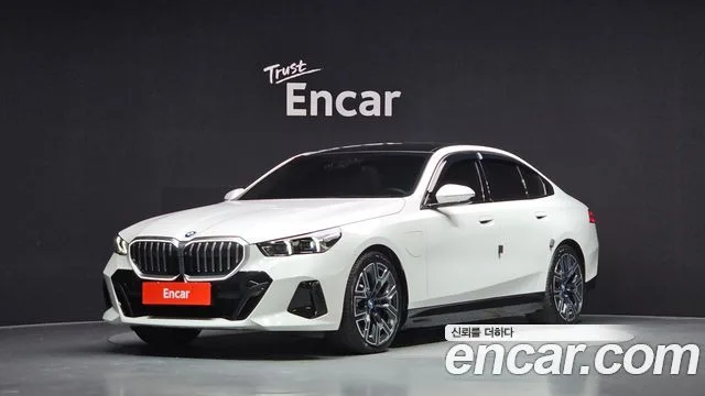 2024 BMW 5-Series
