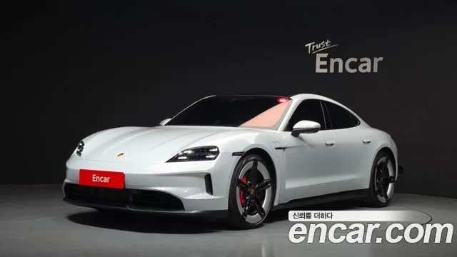 2025 Porsche Taycan