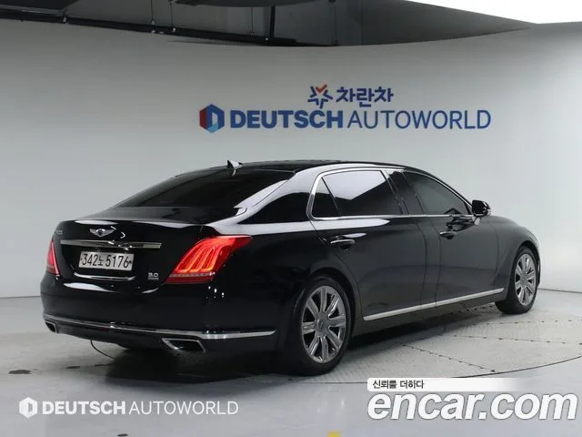 2016 Genesis EQ900, foto 2
