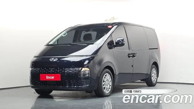 2023 Hyundai Staria