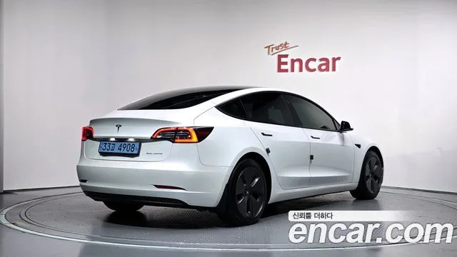 2021 Tesla Model 3, foto 2