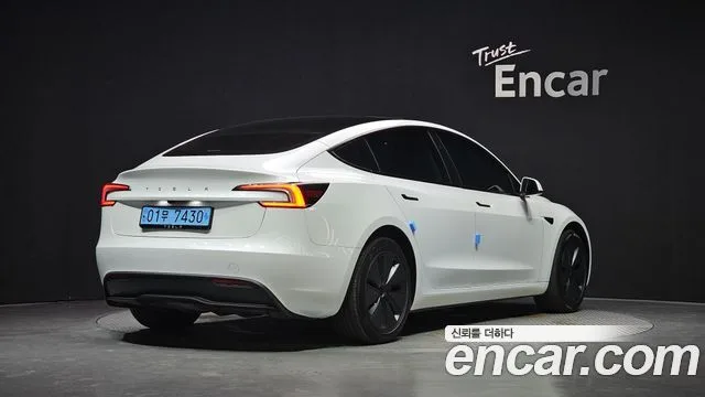 2024 Tesla Model 3