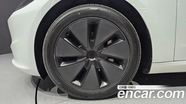 2024 Tesla Model 3, foto 4