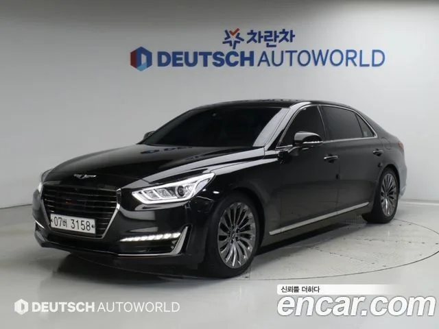 2018 Genesis EQ900