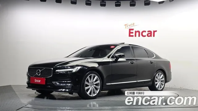 2018 Volvo S90