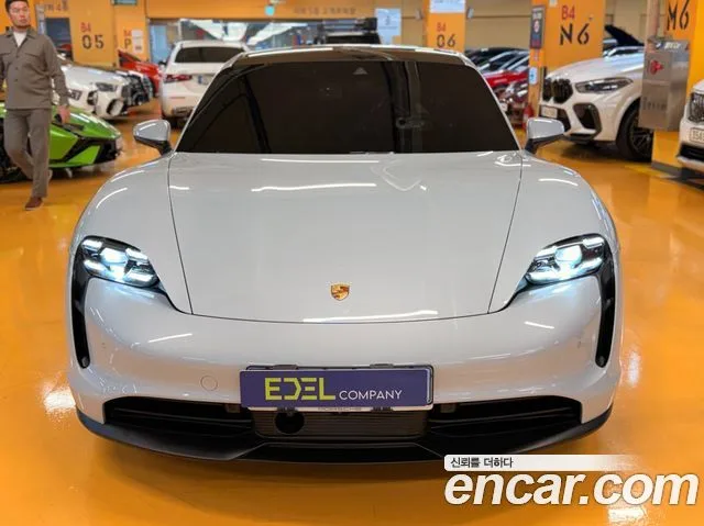 2021 Porsche Taycan