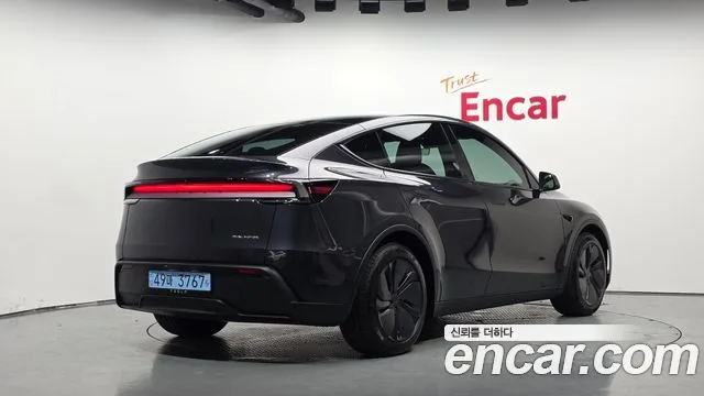 2026 Tesla Model Y