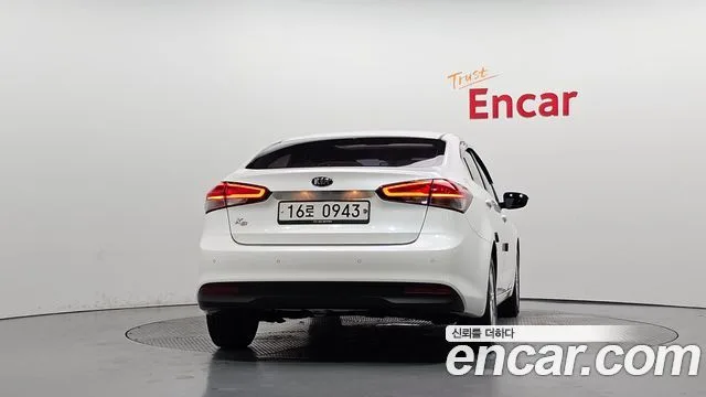 2016 Kia K3, foto 3