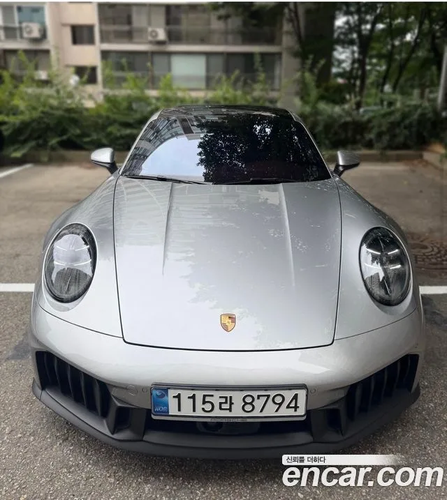 2025 Porsche 911