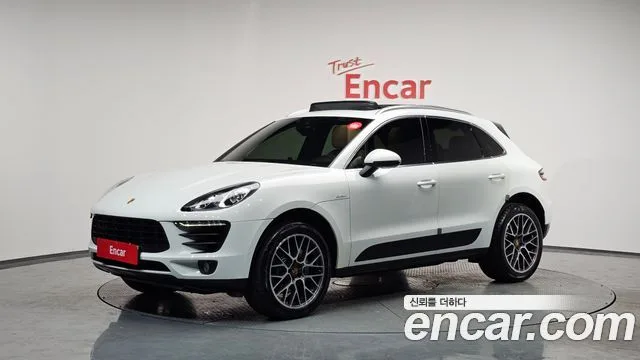 2017 Porsche Macan