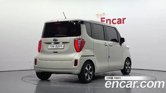 2016 Kia Ray, foto 2